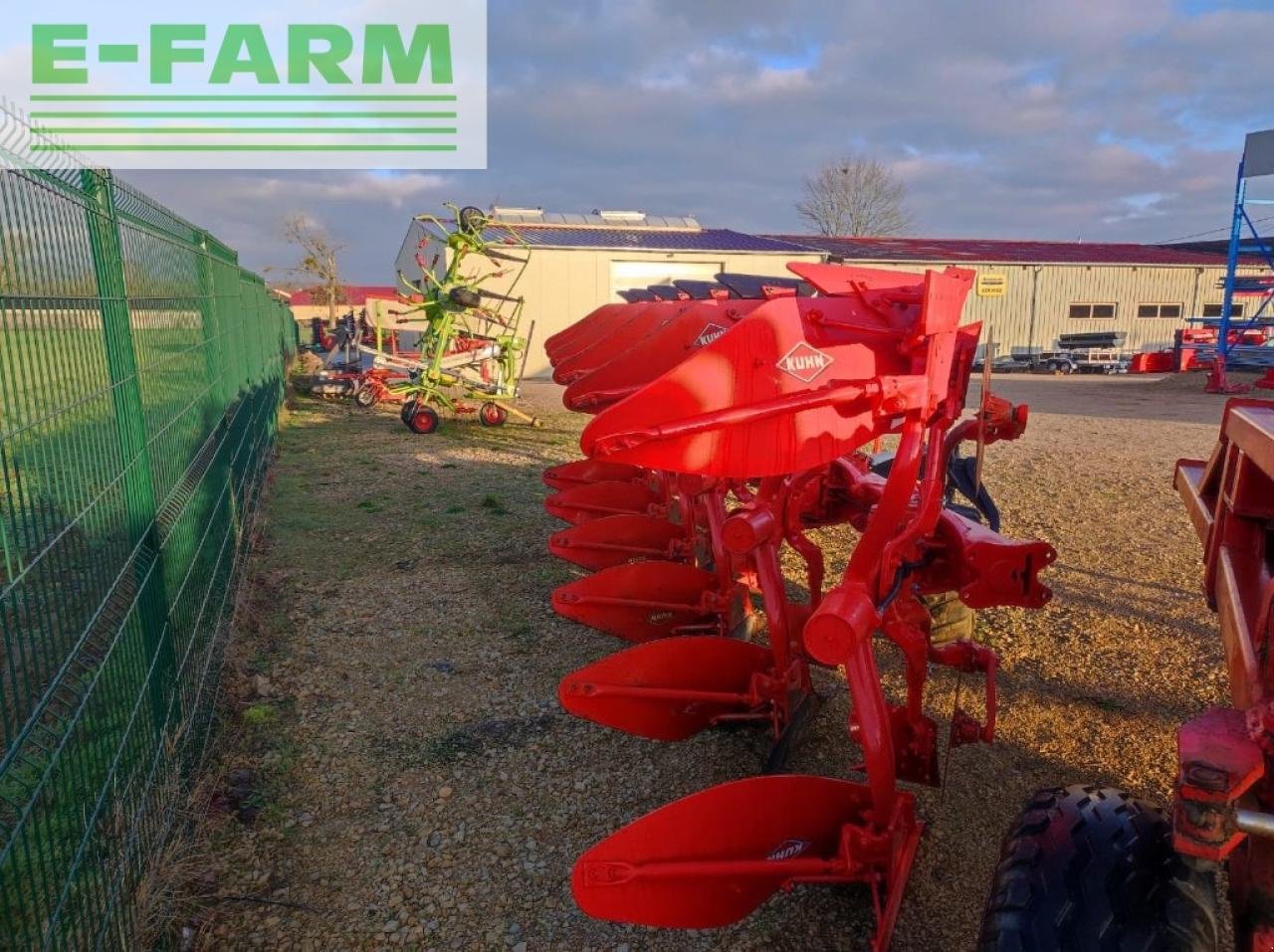 Pflug tip Kuhn varimaster l on land, Gebrauchtmaschine in CHAUVONCOURT (Poză 5)