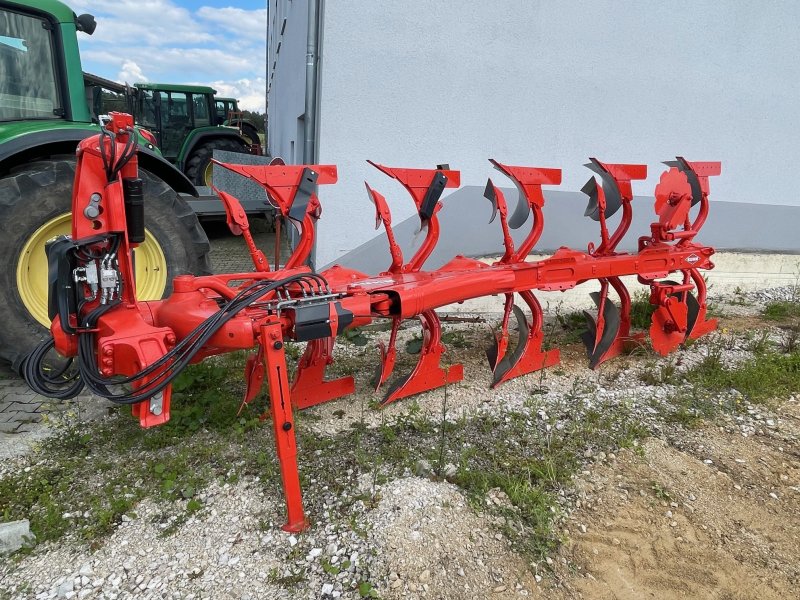 Pflug del tipo Kuhn Varimaster L, Neumaschine en Burglengenfeld