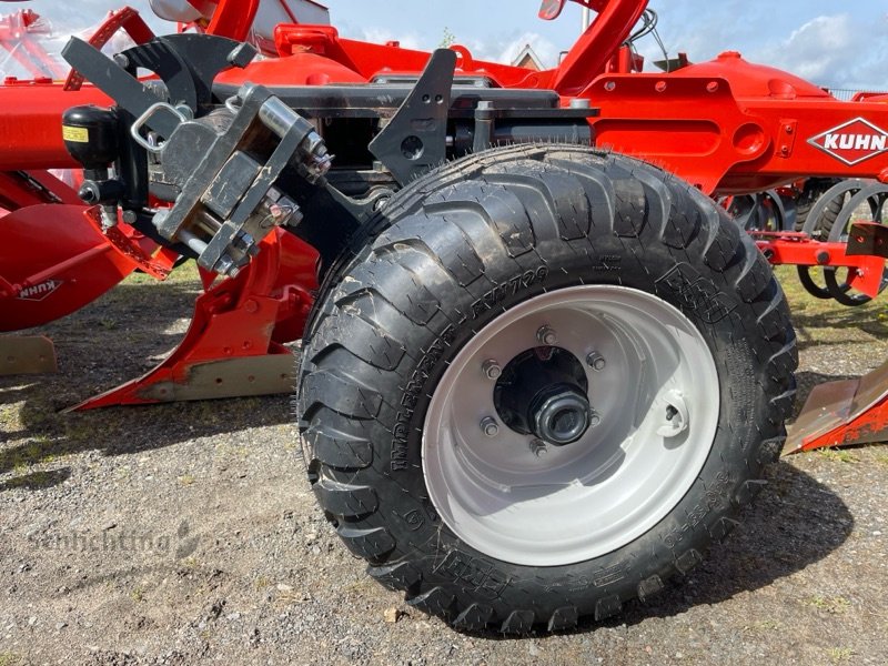 Pflug van het type Kuhn VariMaster L4EH80101, Vorführmaschine in Marxen (Foto 5)