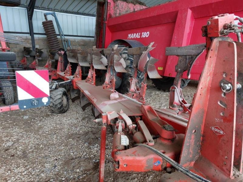 Pflug tip Kuhn VM152, Gebrauchtmaschine in CHAUMONT (Poză 4)