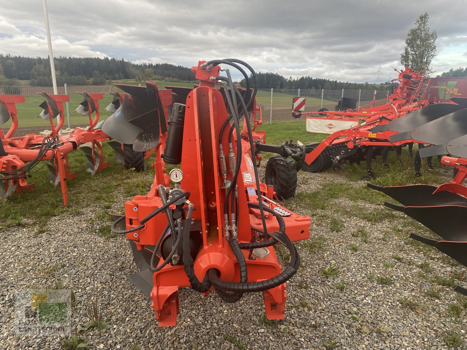 Pflug des Typs Kuhn VM153 4E/5H 102, Neumaschine in Lauterhofen (Bild 4)