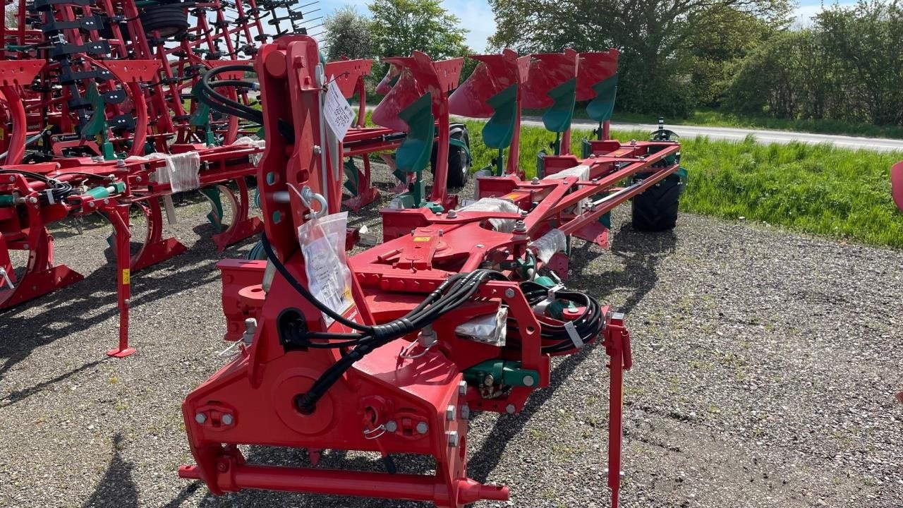 Pflug van het type Kverneland 3300 S VARIOMAT, Gebrauchtmaschine in Tommerup (Foto 1)