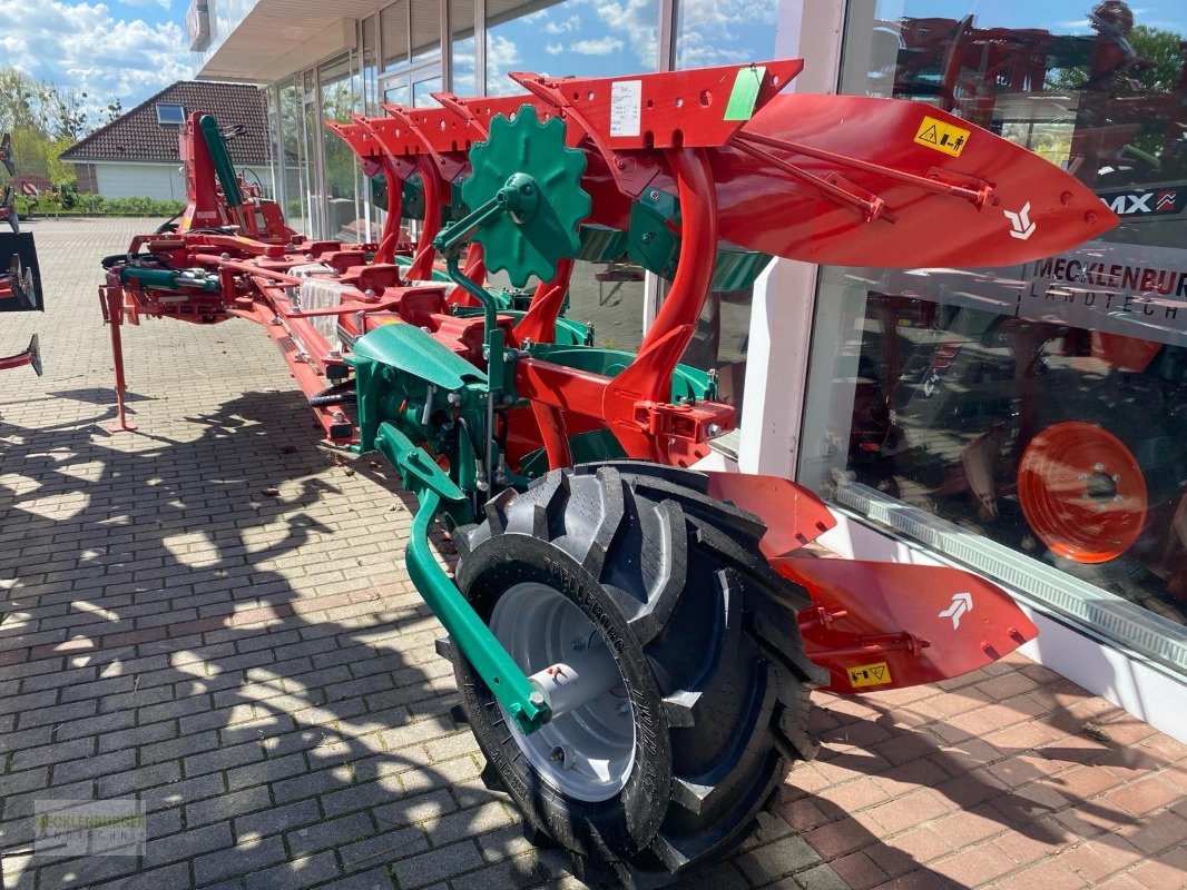 Pflug van het type Kverneland 3300 S Variomat, Neumaschine in Teterow (Foto 3)