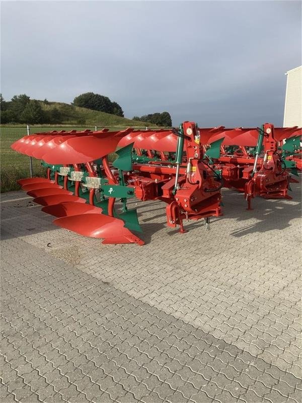 Pflug des Typs Kverneland 3400 S 5+1 furet krop 28, Gebrauchtmaschine in Mern (Bild 1)