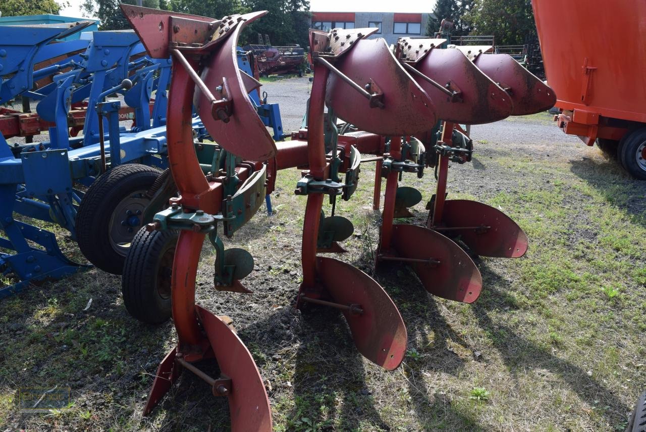 Pflug van het type Kverneland 4-Schar Pflug, Gebrauchtmaschine in Oyten (Foto 3)