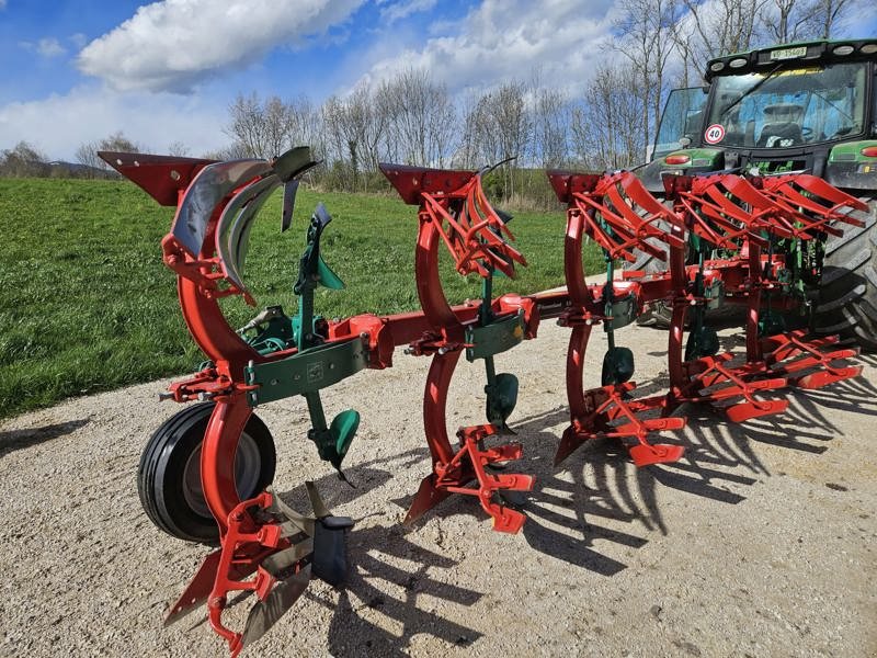 Pflug of the type Kverneland ES-100-200 SwissTop, Gebrauchtmaschine in Reverolle (Picture 2)