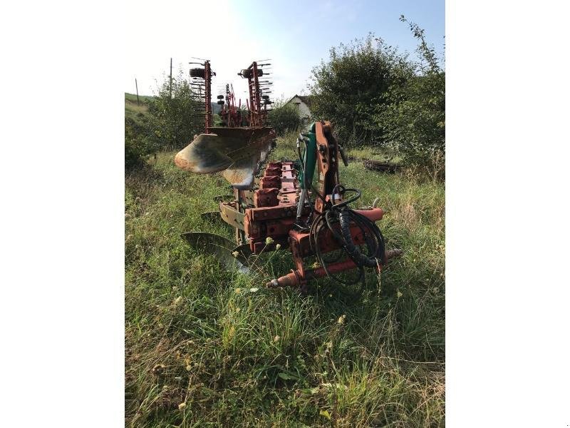 Pflug van het type Kverneland ES 100, Gebrauchtmaschine in CHAUMONT (Foto 1)