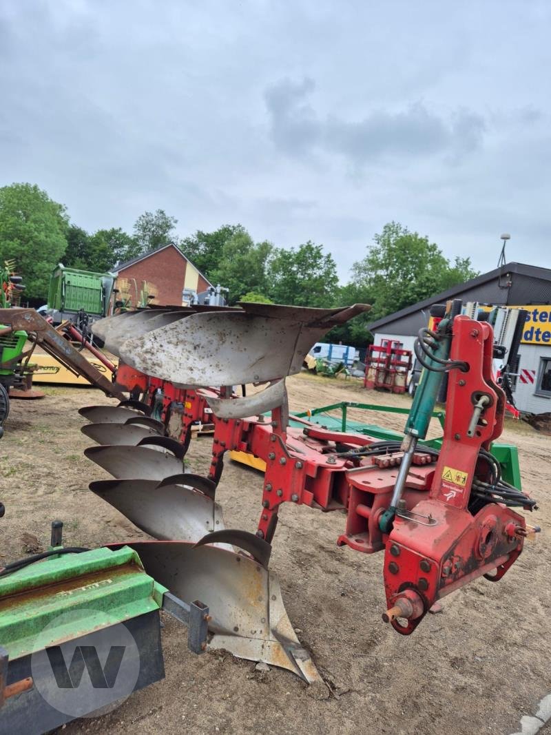 Pflug des Typs Kverneland LB 100 Vario, Gebrauchtmaschine in Husum (Bild 1)