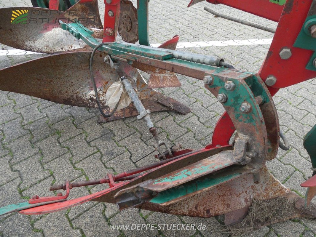 Pflug van het type Kverneland LB100 Variomat inkl. Packer, Gebrauchtmaschine in Lauterberg/Barbis (Foto 14)