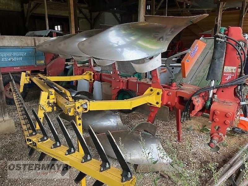 Pflug tipa Kverneland LS-100 mit Schollencracker, Gebrauchtmaschine u Rohr (Slika 1)