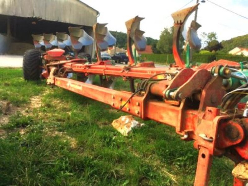 Pflug tip Kverneland PL 100/8/7, Gebrauchtmaschine in VELAINES (Poză 1)