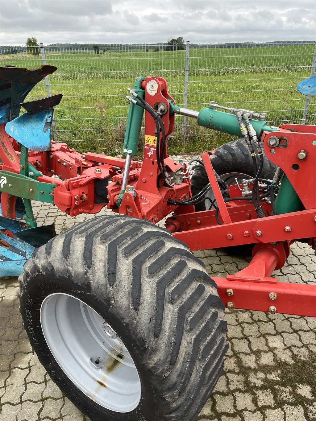 Pflug des Typs Kverneland PW100, Gebrauchtmaschine in Mern (Bild 4)