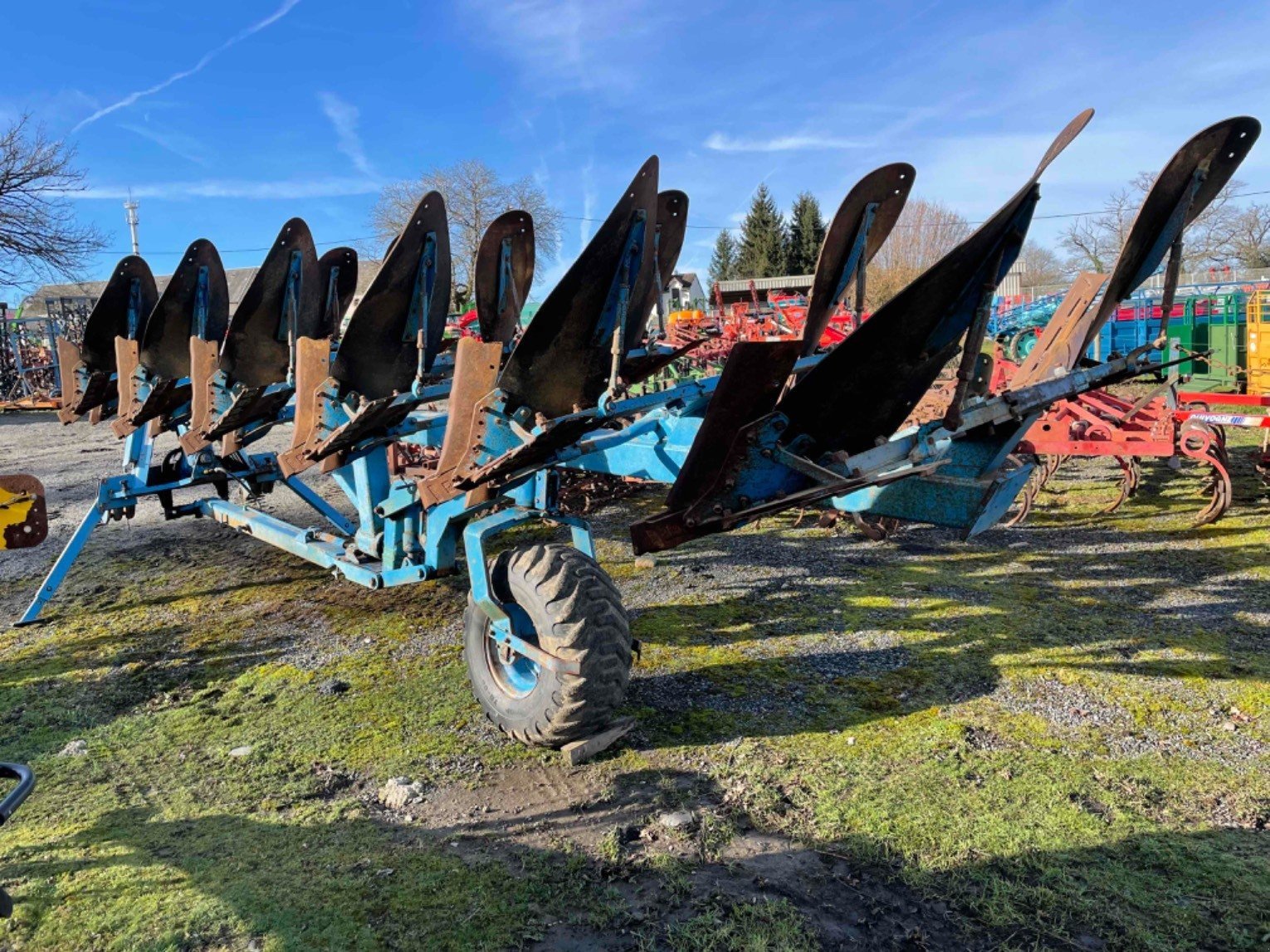 Pflug типа Lemken Charrue monoroue semi portée, Gebrauchtmaschine в LA SOUTERRAINE (Фотография 3)