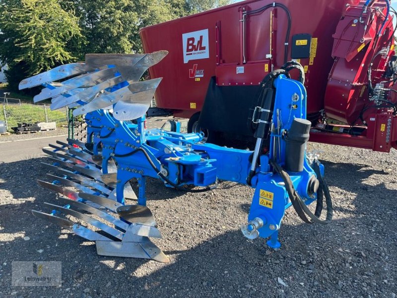 Pflug des Typs Lemken Juwel 7 M U 4 L 100, Neumaschine in Neuhof - Dorfborn (Bild 1)