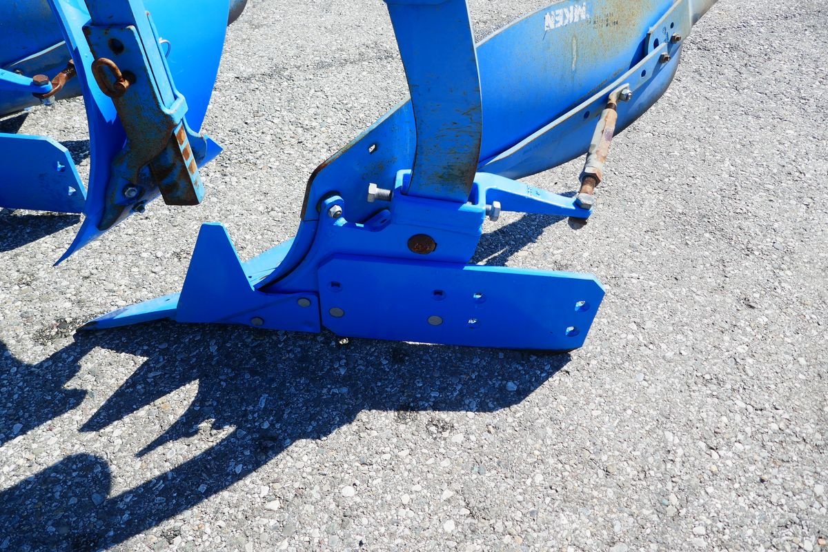 Pflug del tipo Lemken Juwel 7 M V X 4 L 100, Gebrauchtmaschine en Villach (Imagen 4)