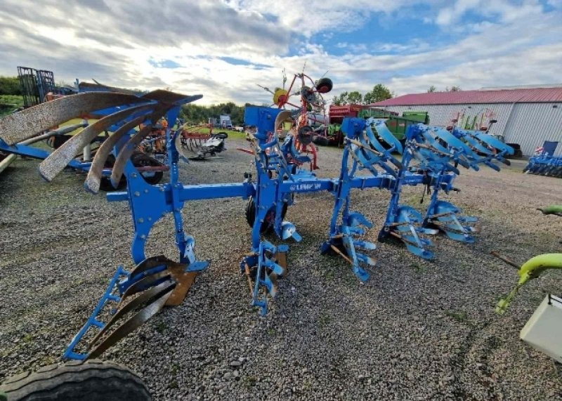 Pflug типа Lemken Juwel 7M 4+1 N100 Bj.2022 Top Zustand, Gebrauchtmaschine в Palling (Фотография 3)