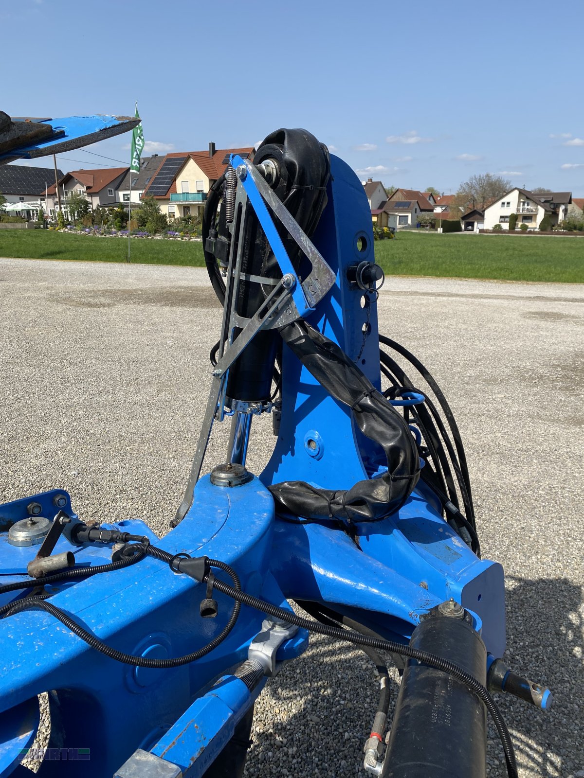 Pflug of the type Lemken Juwel 8, 5 furchig Vario, 8 M V 5 L 100 steingesichert, Vorführer, Aktion 10 % Frühbestellnachlass im Nov. 24, Neumaschine in Buchdorf (Picture 5)