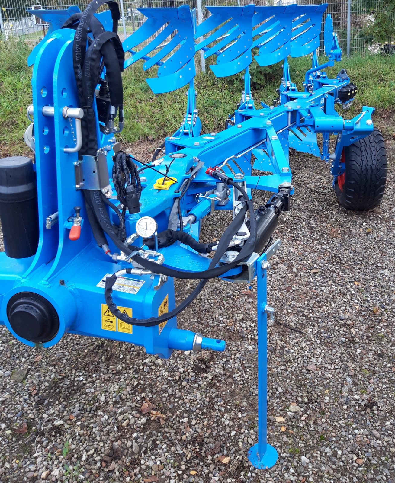 Pflug des Typs Lemken Juwel 8 M U 5 L 100, Gebrauchtmaschine in Eckernförde (Bild 2)