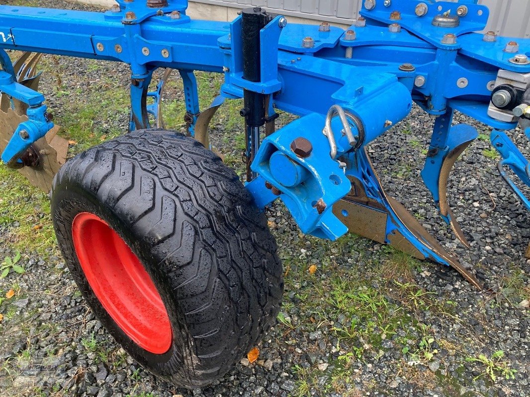 Pflug du type Lemken JUWEL 8 M V 5 N 100, Gebrauchtmaschine en Jever (Photo 11)