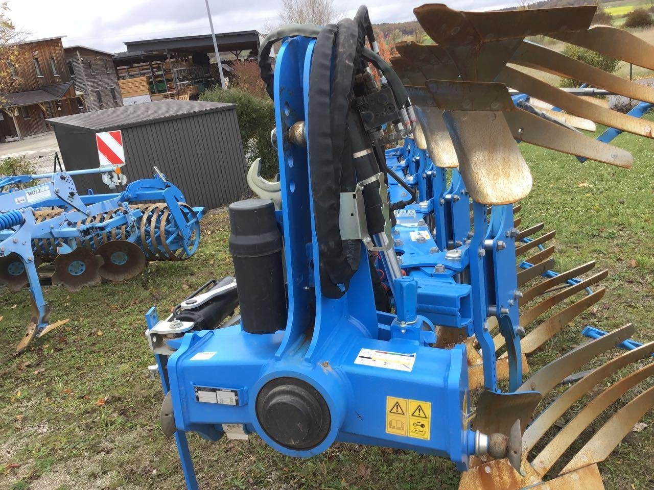 Pflug des Typs Lemken Juwel 8 M V 5N100, Neumaschine in Burgbernheim (Bild 3)