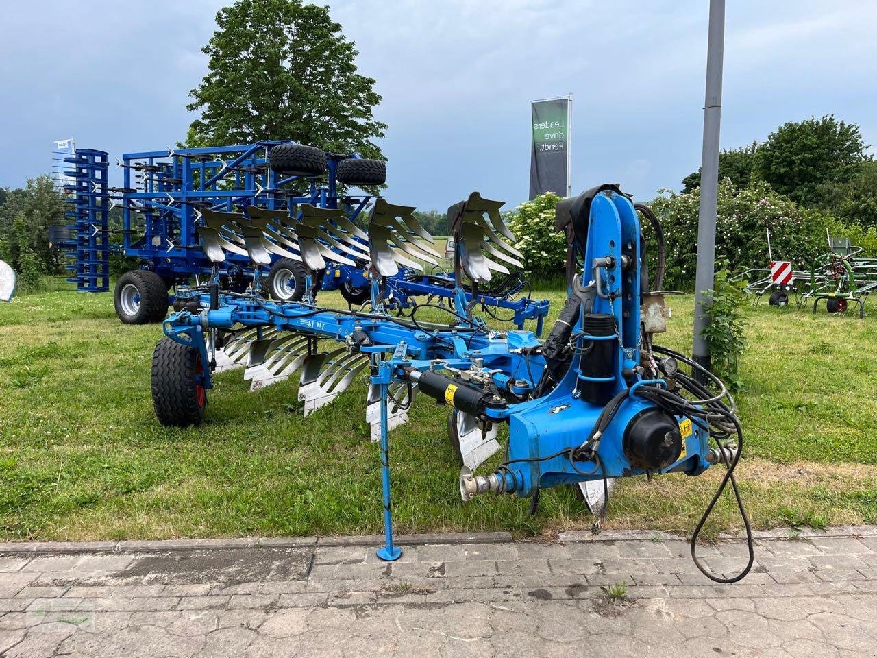 Pflug van het type Lemken Juwel 8 M V T 5 + 1 L 100 TurnControl, Gebrauchtmaschine in Coppenbruegge (Foto 1)