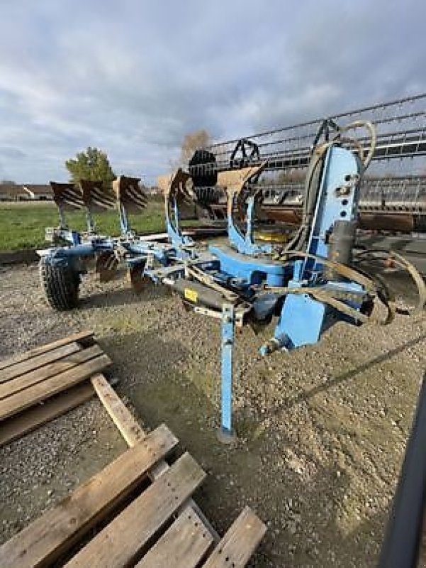 Pflug des Typs Lemken JUWEL 8 M V T 5 L 100, Gebrauchtmaschine in Revel (Bild 2)