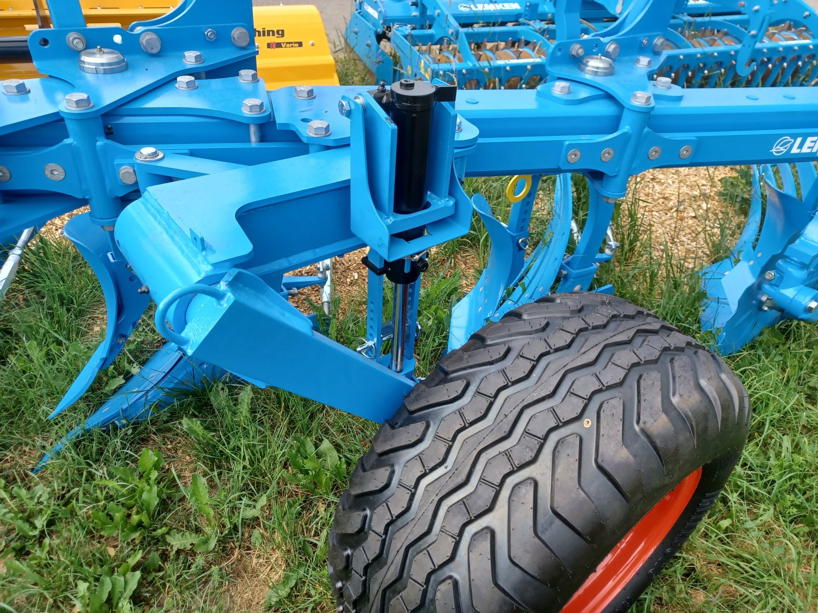 Pflug van het type Lemken Juwel 8 M V, Neumaschine in Uffenheim (Foto 2)