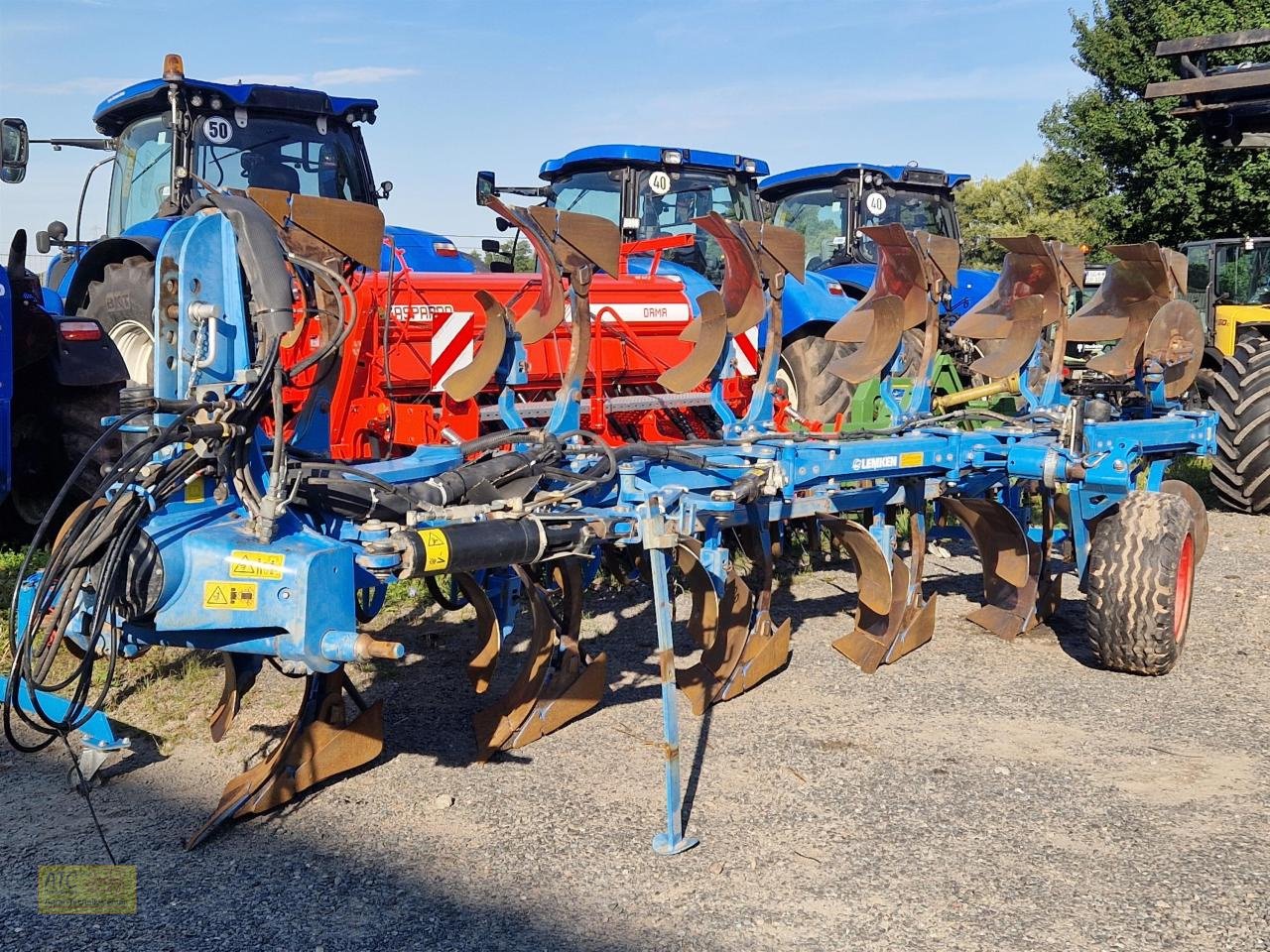 Pflug of the type Lemken JUWEL 8 V, Gebrauchtmaschine in Groß-Gerau (Picture 1)