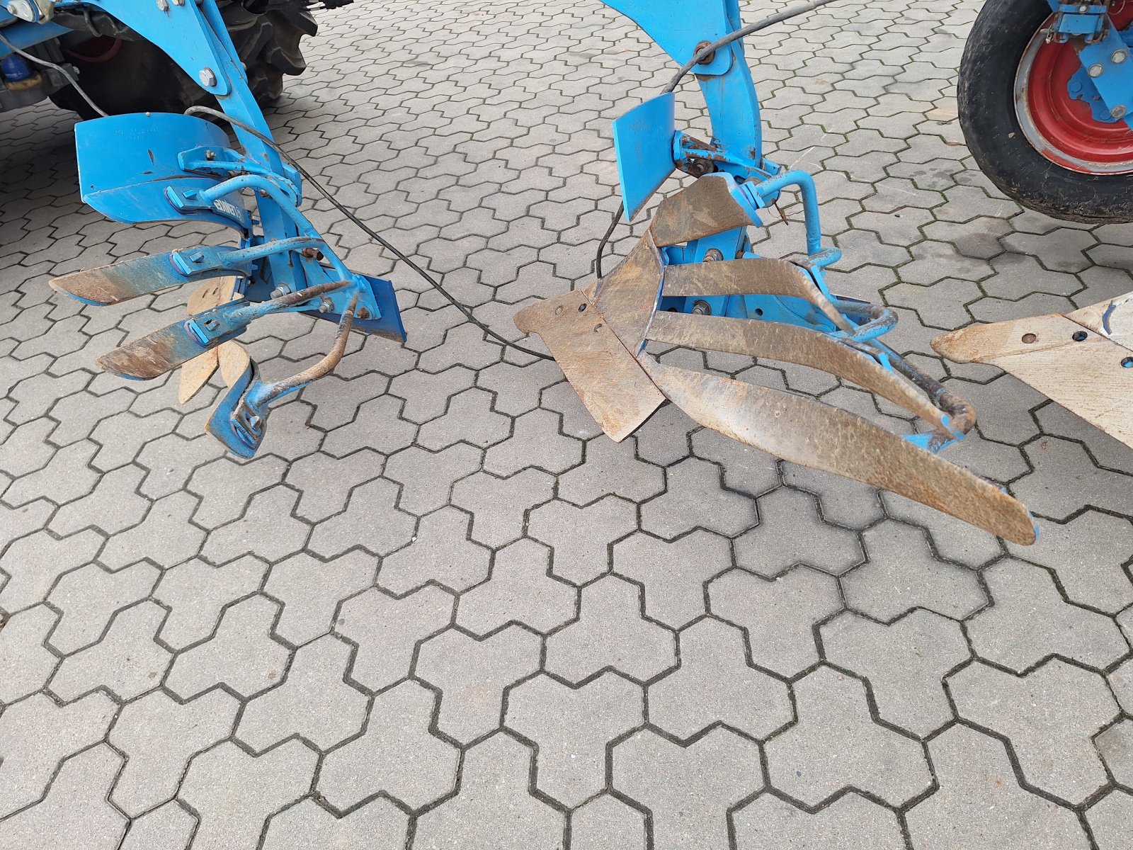 Pflug van het type Lemken Juwel 8VT 5/100, Gebrauchtmaschine in Eutin (Foto 3)