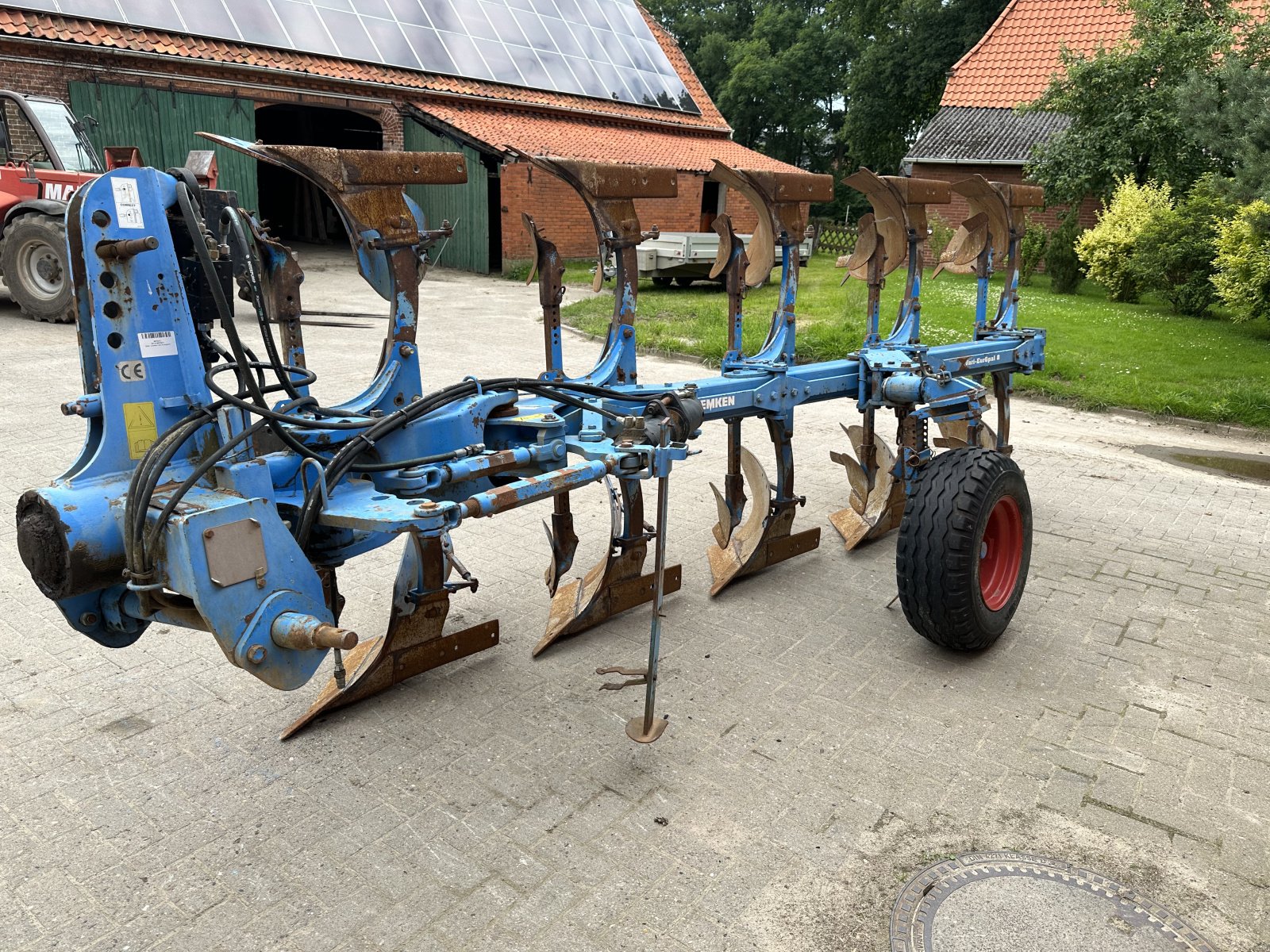 Pflug van het type Lemken Var-EurOpal 8, Gebrauchtmaschine in Schweringen (Foto 4)