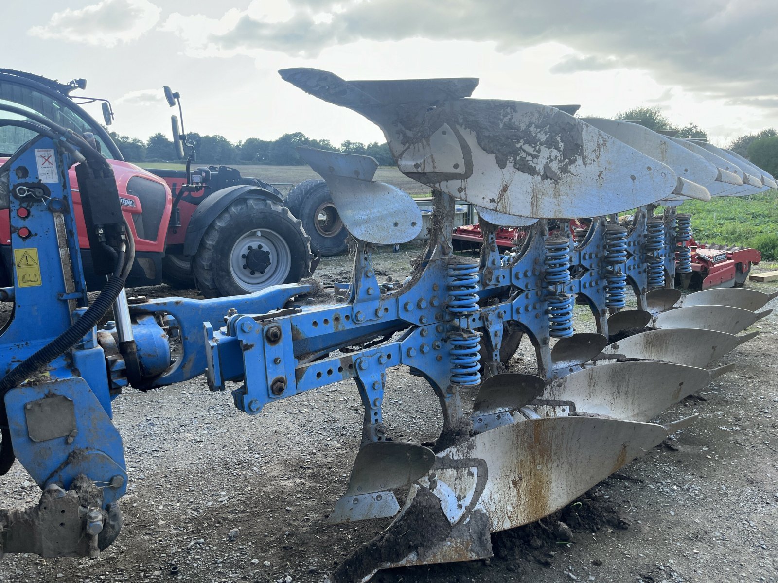 Pflug типа Lemken VARIOPAL 8 X VARILARGE, Gebrauchtmaschine в PONTIVY (Фотография 1)