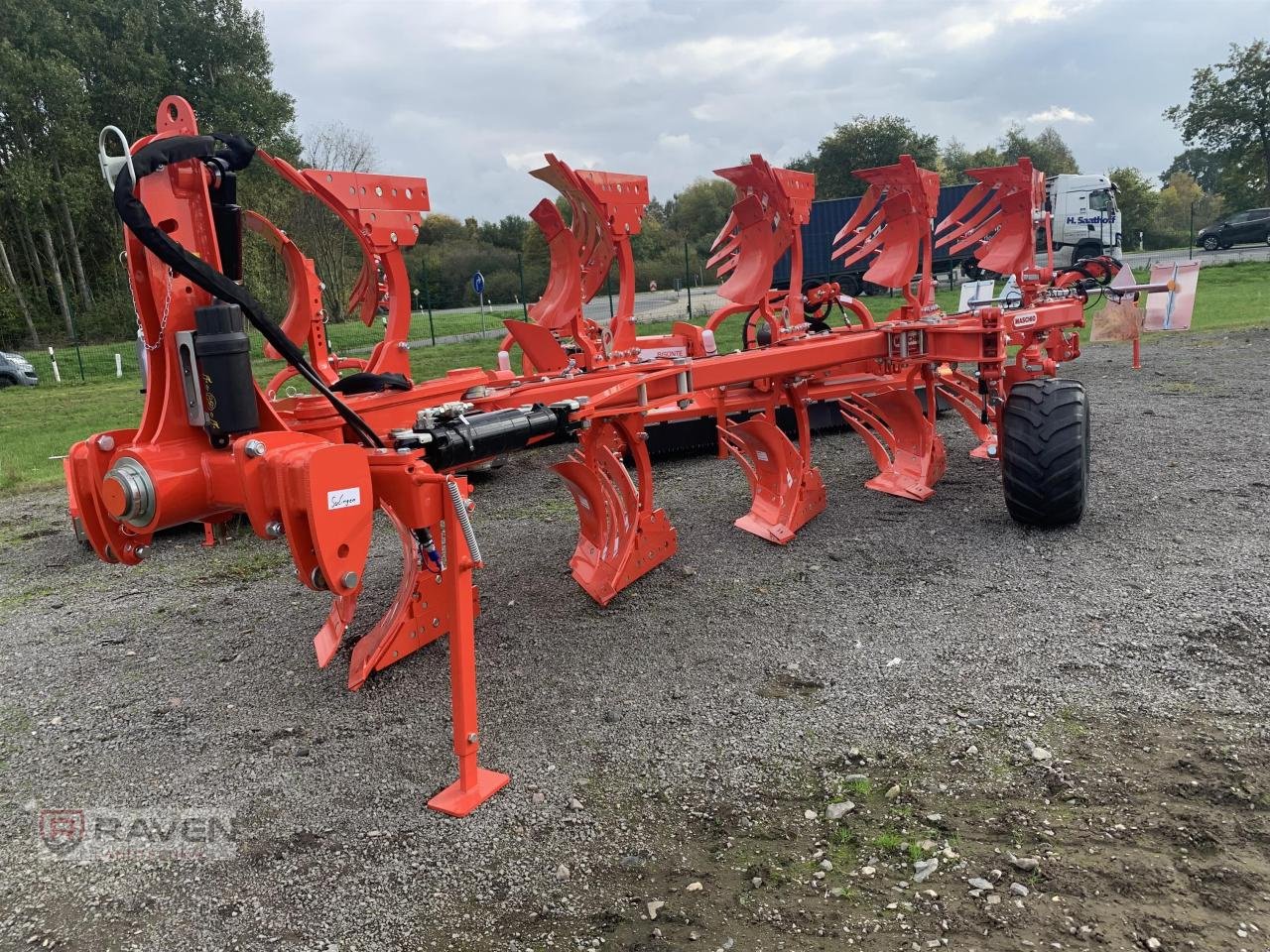 Pflug of the type Maschio UNICO M PASSO 4+1, Neumaschine in Sulingen (Picture 4)