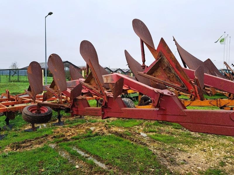 Pflug tip Naud 9 CORPS, Gebrauchtmaschine in SAINT-GERMAIN DU PUY (Poză 5)