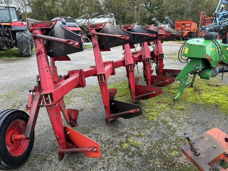 Pflug Türe ait Naud RCN457, Gebrauchtmaschine içinde BRIEC (resim 3)