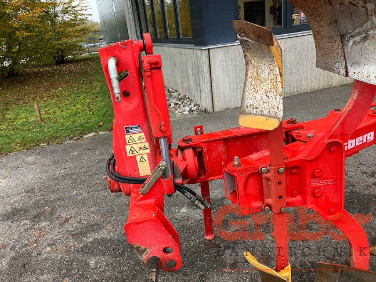 Pflug van het type Pöttinger Landsberg Servo IV 4402 80/38 UW, Gebrauchtmaschine in Ampfing (Foto 7)