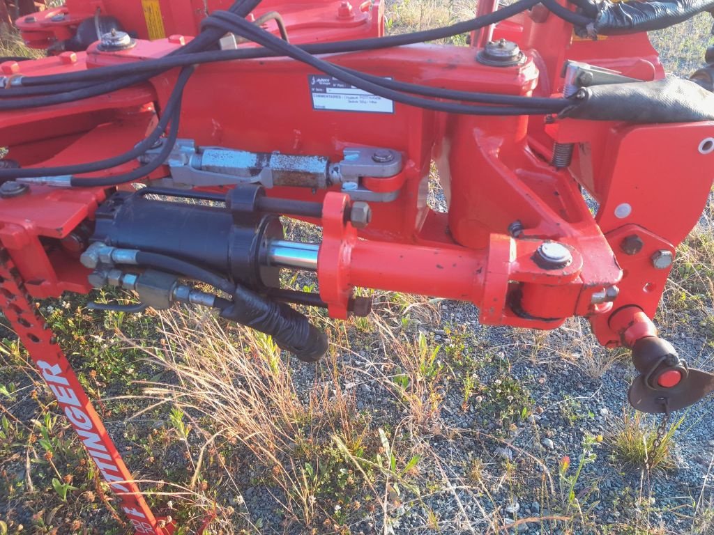 Pflug типа Pöttinger SERVO 35 S, Gebrauchtmaschine в BAZOGES EN PAREDS (Фотография 9)