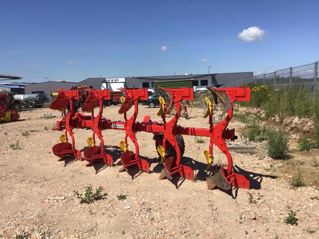 Pflug van het type Pöttinger Servo 4000 P, Gebrauchtmaschine in Steinheim-Bergheim (Foto 4)