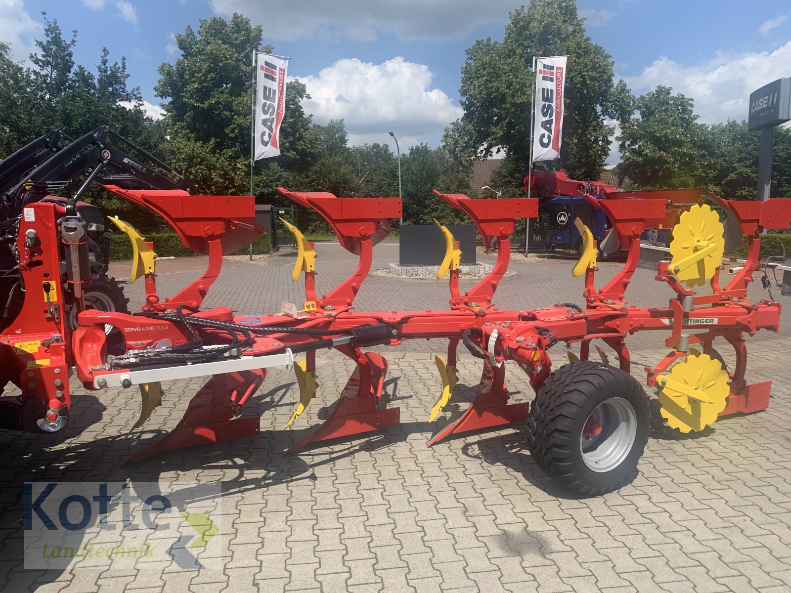 Pflug del tipo Pöttinger Servo 4000 Plus, Neumaschine en Rieste (Imagen 1)