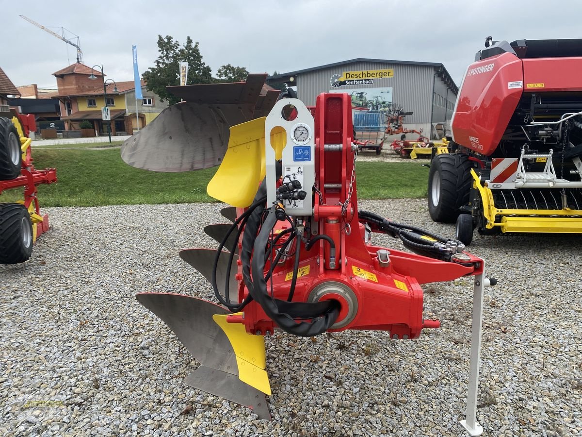 Pflug des Typs Pöttinger SERVO 4000 PLUS, Neumaschine in Senftenbach (Bild 2)