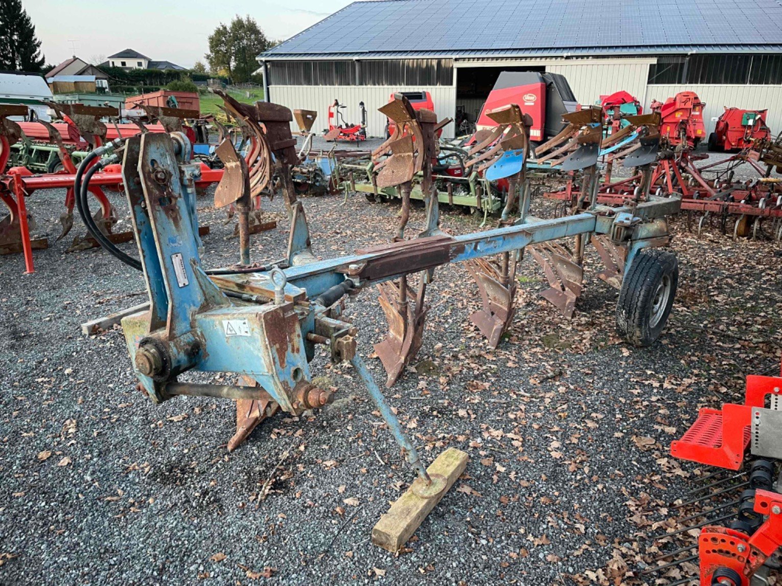 Pflug del tipo Rabe 5 CORPS, Gebrauchtmaschine In LA SOUTERRAINE (Immagine 1)