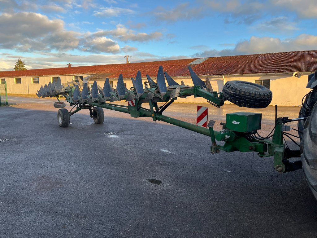 Pflug Türe ait Sonstige 12 chariot, Gebrauchtmaschine içinde VERT TOULON (resim 1)