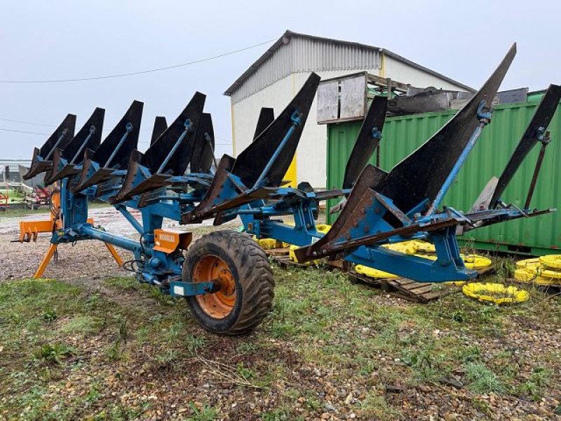 Pflug van het type Sonstige CHARRUE 6 CORPS, Gebrauchtmaschine in BOSC LE HARD (Foto 3)