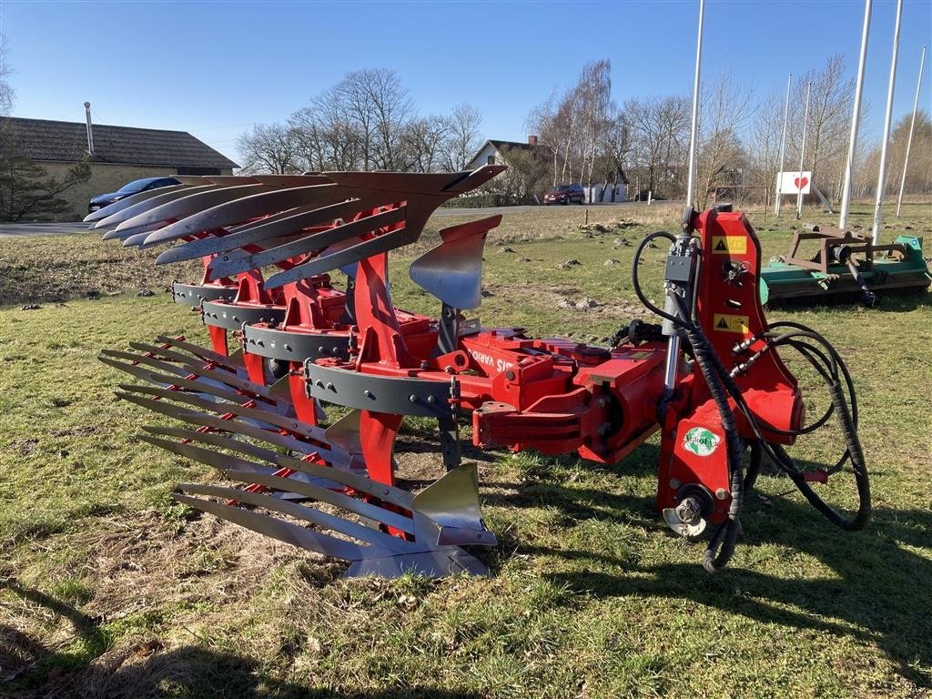 Pflug del tipo Unia Ibis Vario S Plus 4 med riste, Gebrauchtmaschine en Roskilde (Imagen 1)