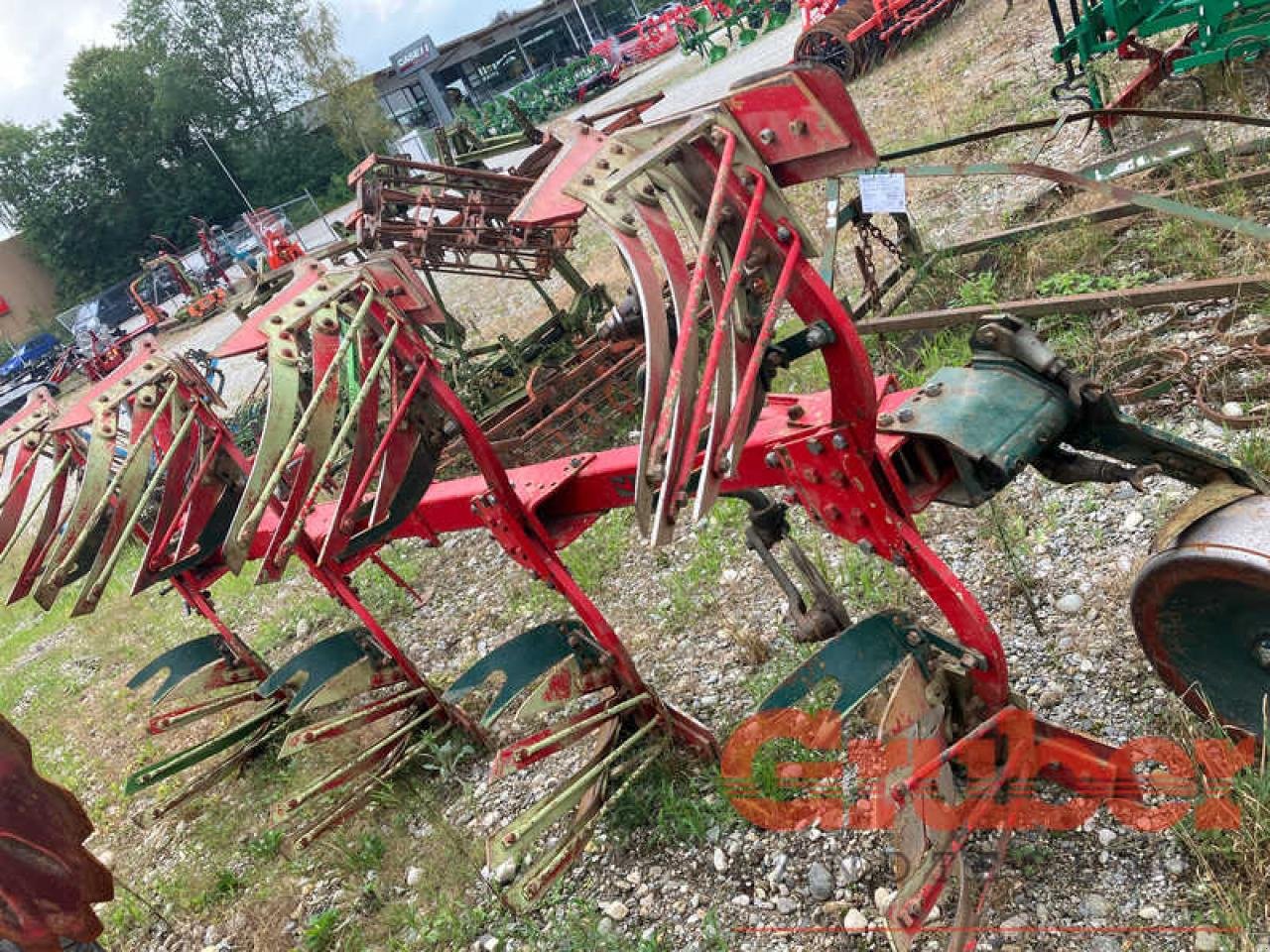 Pflug des Typs Vogel & Noot Streifenpflug 4-scharig, Gebrauchtmaschine in Ampfing (Bild 2)