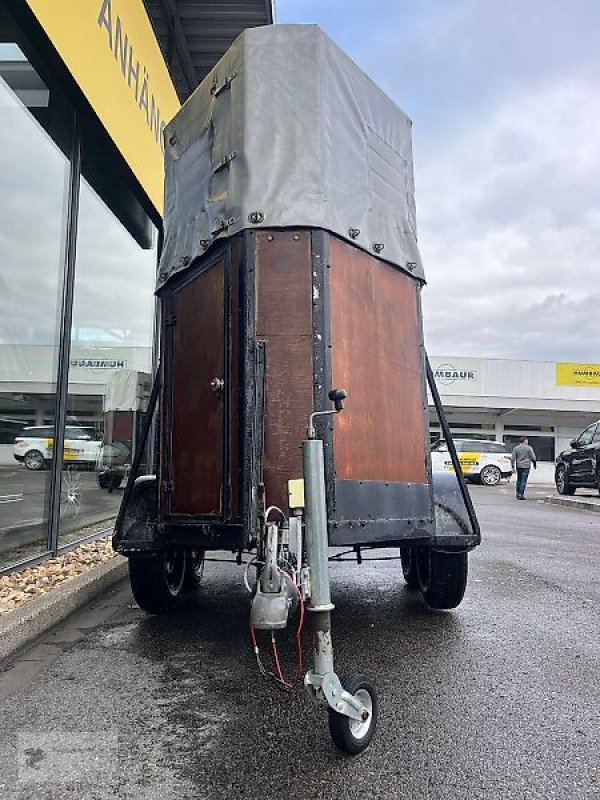 PKW-Anhänger van het type Böckmann Pferdeanhänger Holz/Plane 1,2t. Viehanhänger, Gebrauchtmaschine in Gevelsberg (Foto 2)