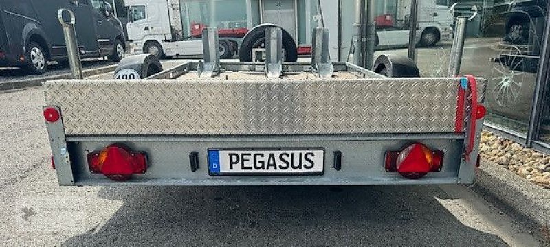 PKW-Anhänger typu Humbaur KFT 1500 Motorradanhänger Einachser Tieflader, Gebrauchtmaschine v Gevelsberg (Obrázek 4)