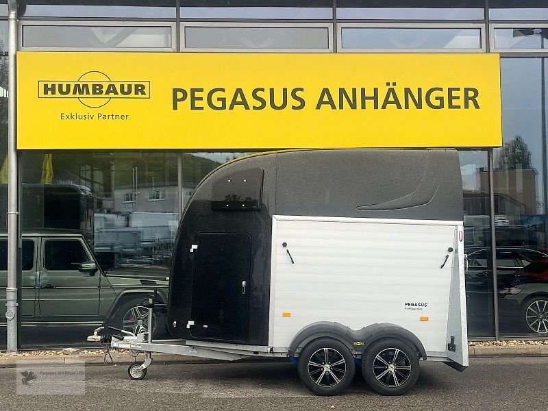 PKW-Anhänger typu Humbaur Pegasus 2 Pferdeanhänger  2,4t Alu Panorama SK, Gebrauchtmaschine w Gevelsberg (Zdjęcie 3)