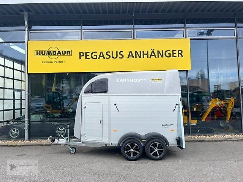 PKW-Anhänger tip Humbaur Xanthos Aero 2-Pferdeanhänger 2,4t Neu SK, Neumaschine in Gevelsberg (Poză 3)