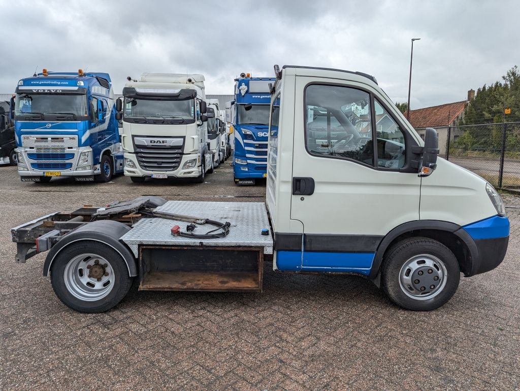 PKW-Anhänger van het type Iveco 40C18 3.0 16V 4x2 Euro4 - BE-Trekker - 141.000KM - 12Ton GCW - 8, Gebrauchtmaschine in Oud Gastel (Foto 10)