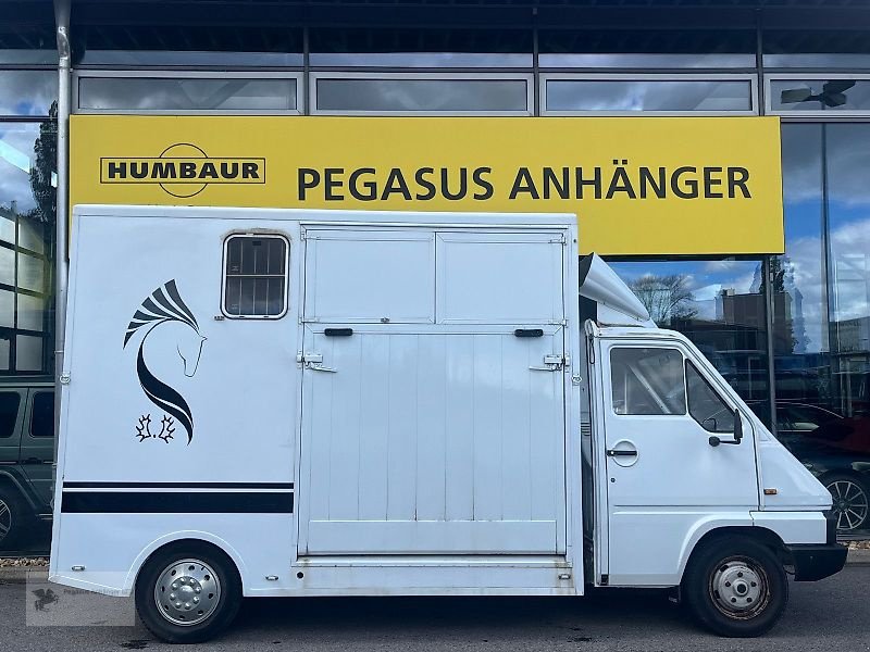 PKW-Anhänger tip Renault 2 Pferdetransporter 3,5t, Gebrauchtmaschine in Gevelsberg (Poză 3)